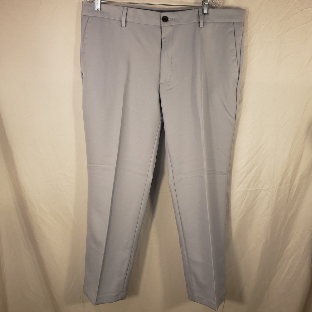 Amazon Essentials Men's Light Gray Dress Pants - 38W x 28L